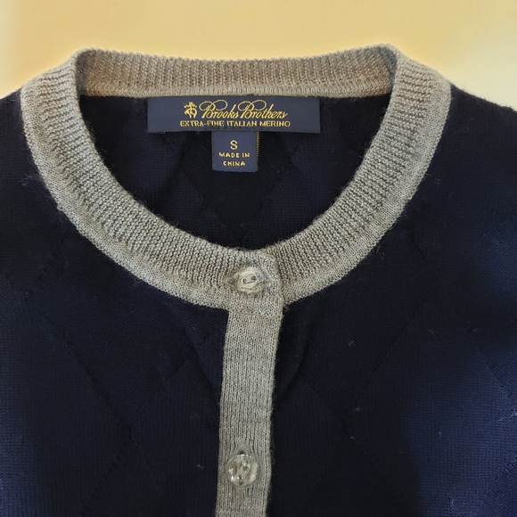Brooks Brothers 100% Merino Wool Cardigan - Picture 4 of 7